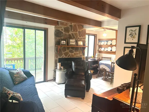 100 Hemlock Hill #B, Banner Elk, NC 28604