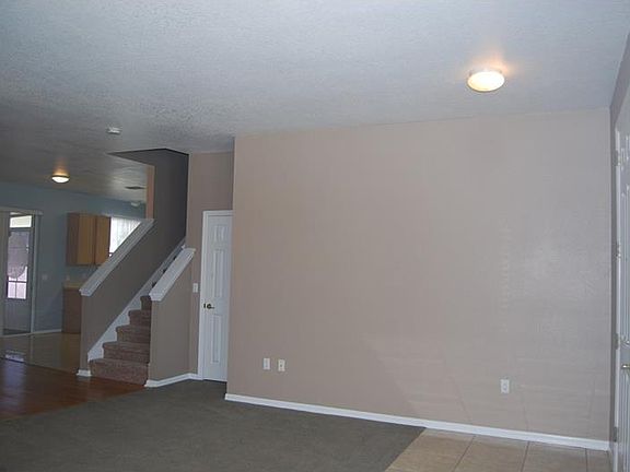 2nd image of 2236 Blackwood Dr