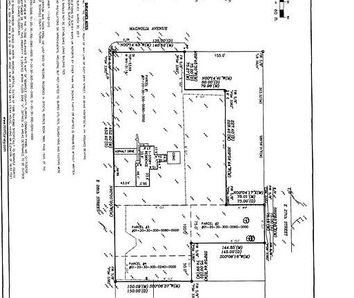 3rd image of 208 E 28th St