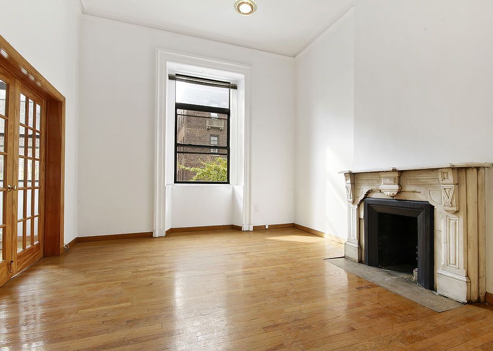 2nd image of 27 Grace Ct APT 1