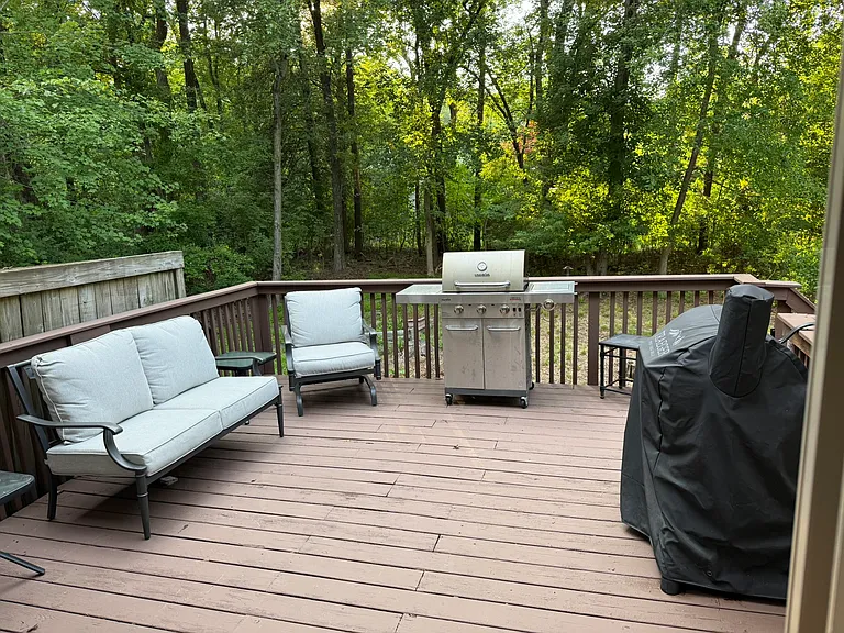 55 Dorset Ct — Photo 30