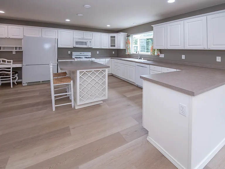 5423 Cape Seville Dr — Photo 2