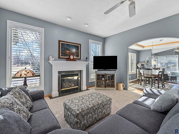 3rd image of 2303 W Brook Haven Pl
