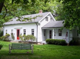 12 School Ln, East Greenwich, RI 02818