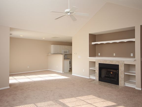 2nd image of 2256 Meadowlark Ln E