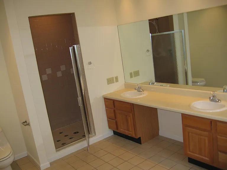 10 Sanctuary Dr #1 — Photo 7