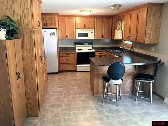 3rd image of 24537 Hardeggers Dr
