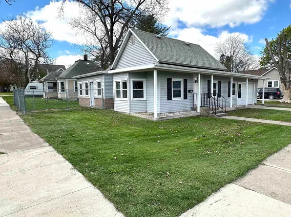 803 Oak St, Iowa Falls, IA 50126