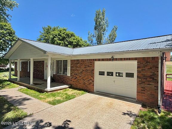 3rd image of 2754 Lilac Rd