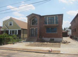 13514 62nd Ave, Flushing, NY 11367