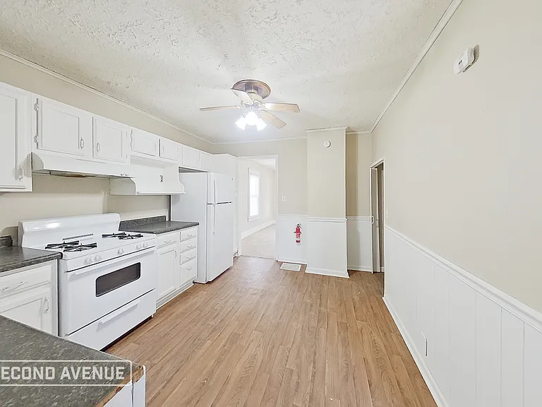 1625 S Union St — Photo 6
