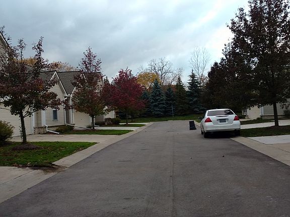 4th image of 29782 Palmer Ct #1