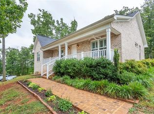 7445 Buckingham Mountain Dr, Snow Camp, NC 27349