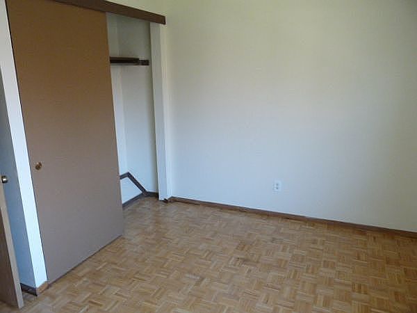 2nd image of 5821 Balsam Rd APT 1