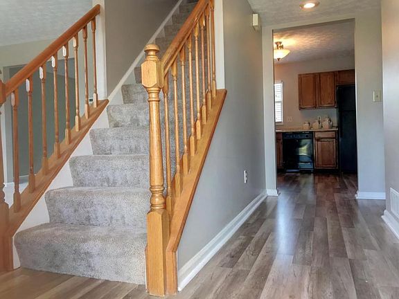 5th image of 497 Buckingham Ct