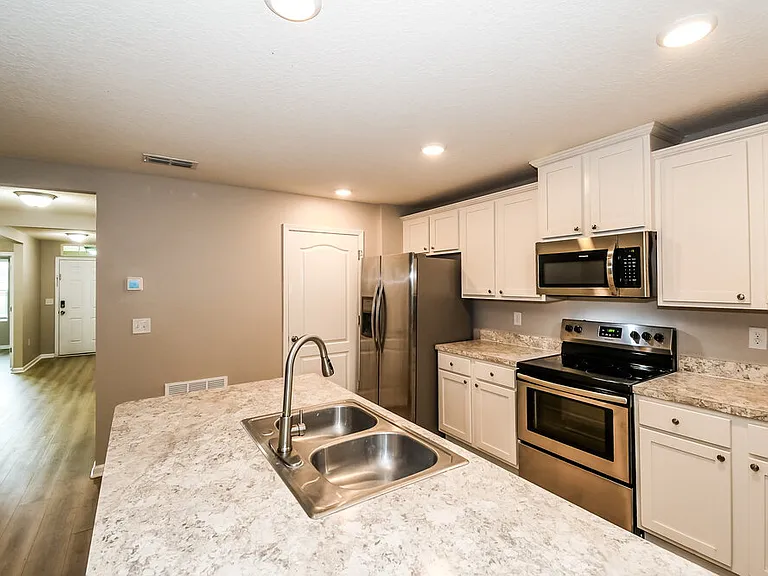 3507 Twin Falls Dr — Photo 7