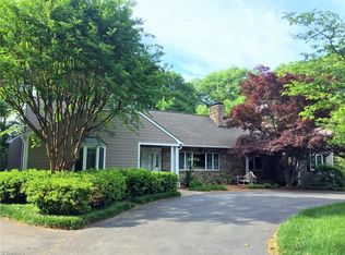 2925 Country Club Rd, Winston Salem, NC 27104