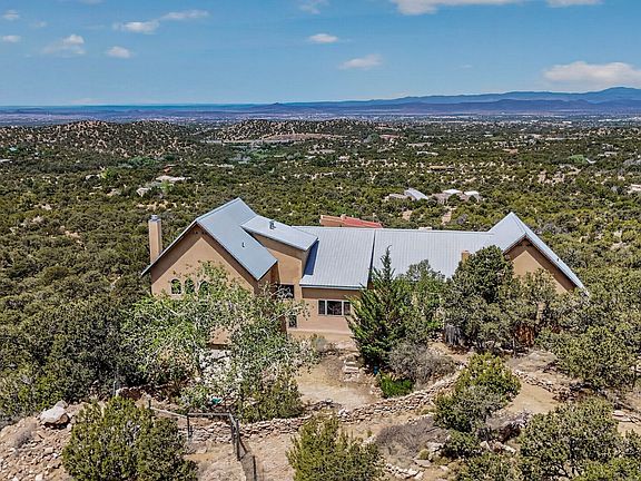 2nd image of 51 Coyote Mountain Rd