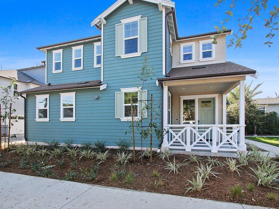 1st image of 402 Parkland Ct