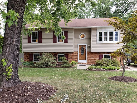 2nd image of 7723 Woodlawn Ave