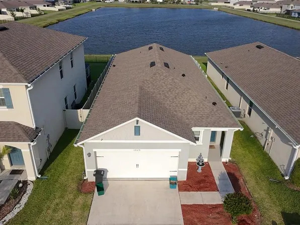 3925 Angola Ln, Sanford, FL 32771