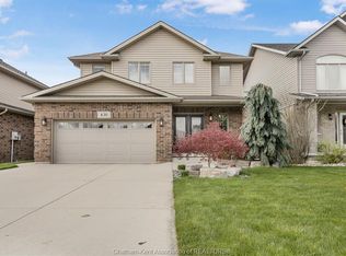 430 Twilight Trl, Chatham Kent, ON N7L 0B9