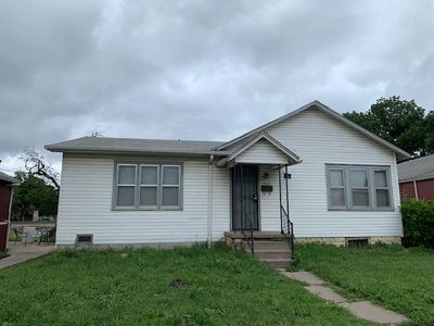 422 E Broadway St, Newton, KS, 67114