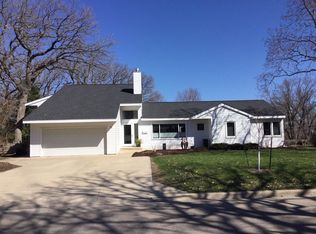 110 Ridge Rd, Albert Lea, MN 56007
