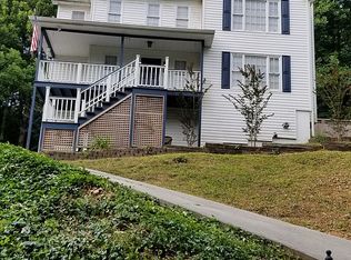 1048 W Mill Dr NW, Kennesaw, GA 30152