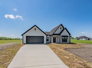 630 E Pecan Tree Rd, Waxahachie, TX 75165