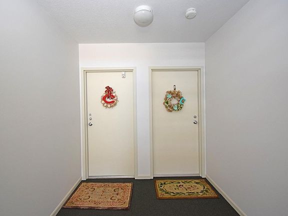 3rd image of 8751 Carrousel Park Cir Unit 93