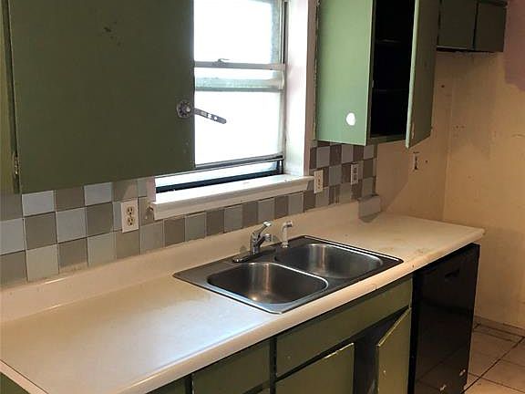 2nd image of 508 Shorecrest Dr