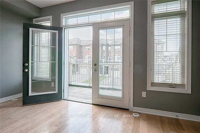 4 bed, $3,000 — Photo 3