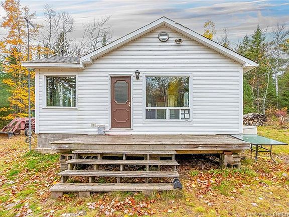 2nd image of 41 Hunters Ln