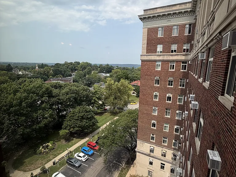 3900 Rose Hill Ave #905 — Photo 22