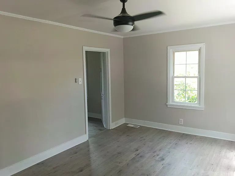 402 Green Acres Dr — Photo 12
