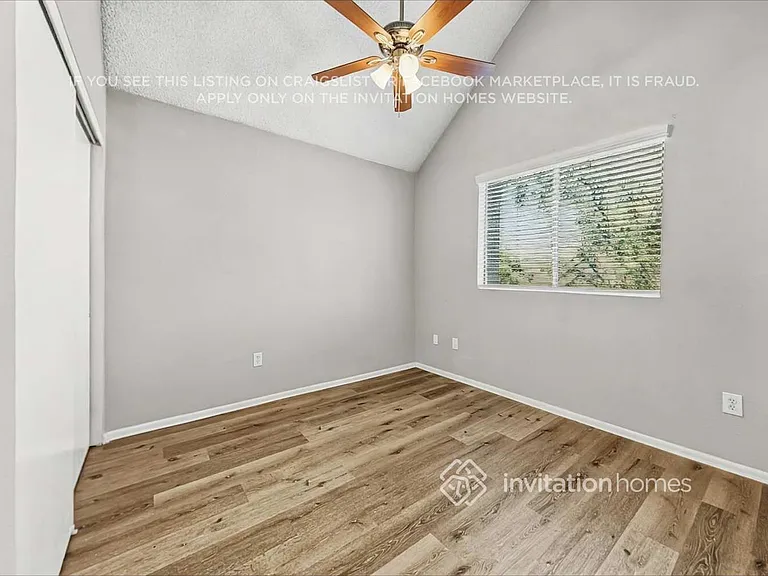 1535 N Horne #111 — Photo 14