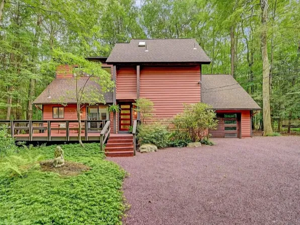 142 Split Rock Ln, Pocono Pines, PA 18350