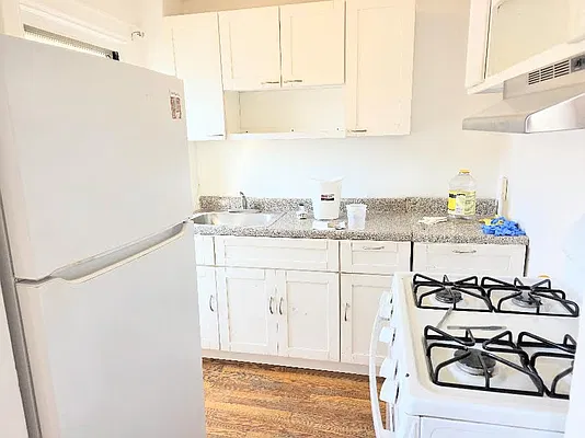 Kitchen, photo 1