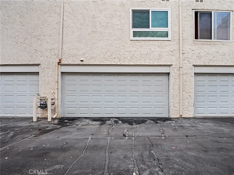 18411 Hatteras St #138 — Photo 34