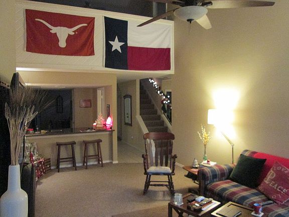 upstairs landing and BR