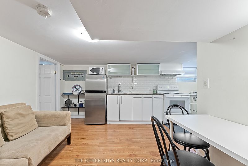 Toronto House for rent - 2 Bedrooms — photo 7