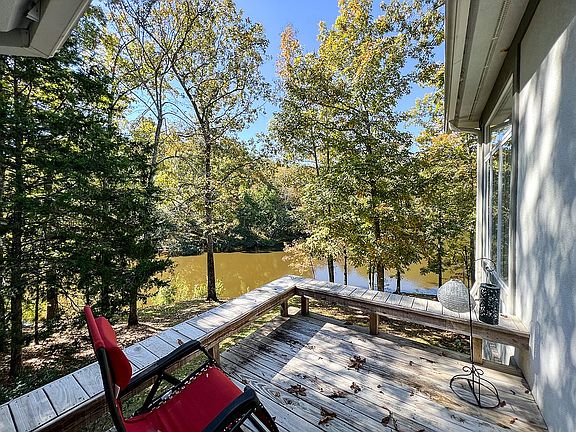 Small deck off laundry 