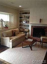 4th image of 501 Narcissus Ave #B