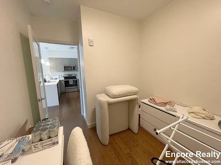21 Gibbs St #204 — Photo 19