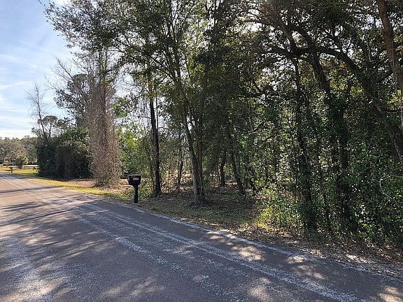 2nd image of 4098 N Baywood Dr