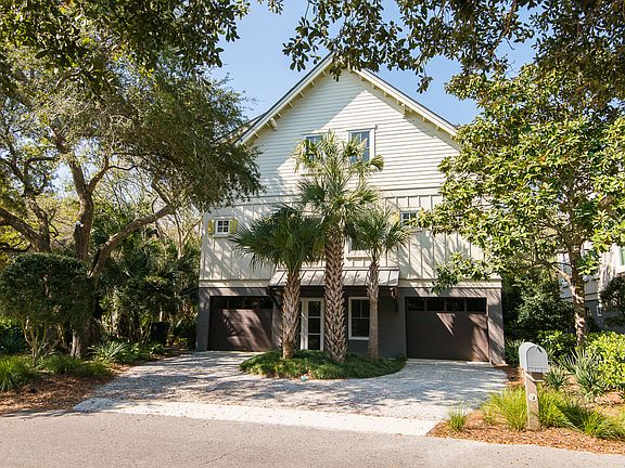 2nd image of 421 Sea Lavender Ct