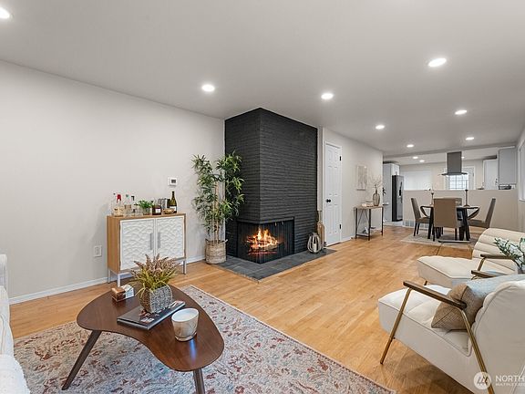 4th image of 1622 S Mason Avenue