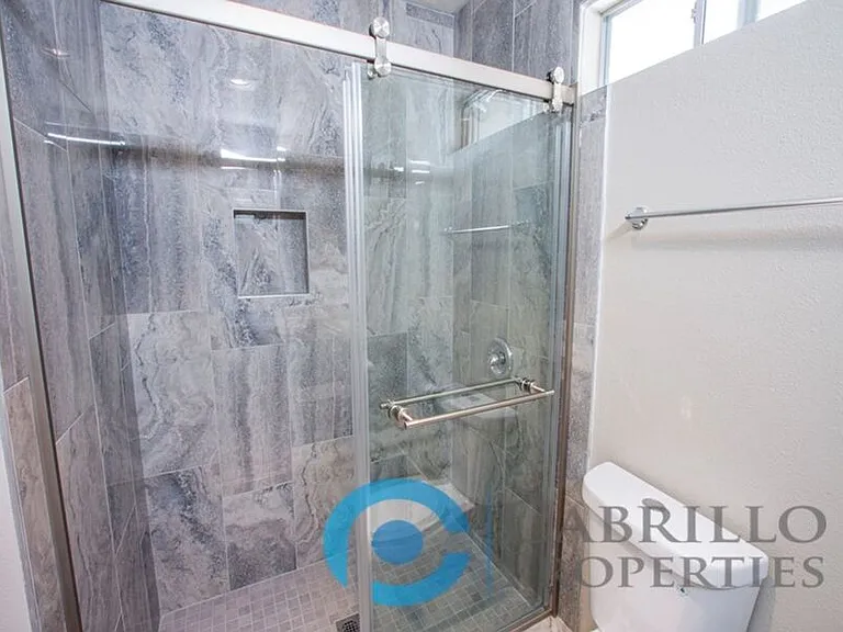 4423 52nd St #2C — Photo 3