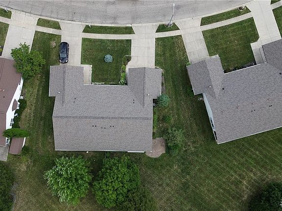 3rd image of 6751 Grovebelle Dr